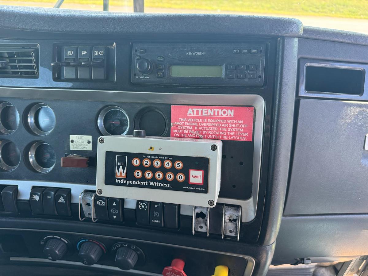 Used 2007 Kenworth T800 6x4 Sleeper Truck Tractor