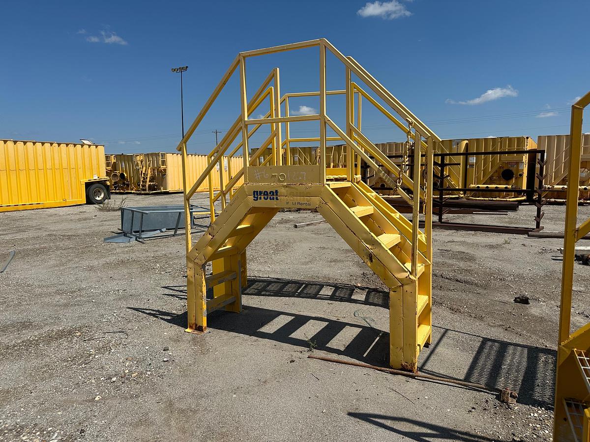 Used Metal Fence/BurmCrossing