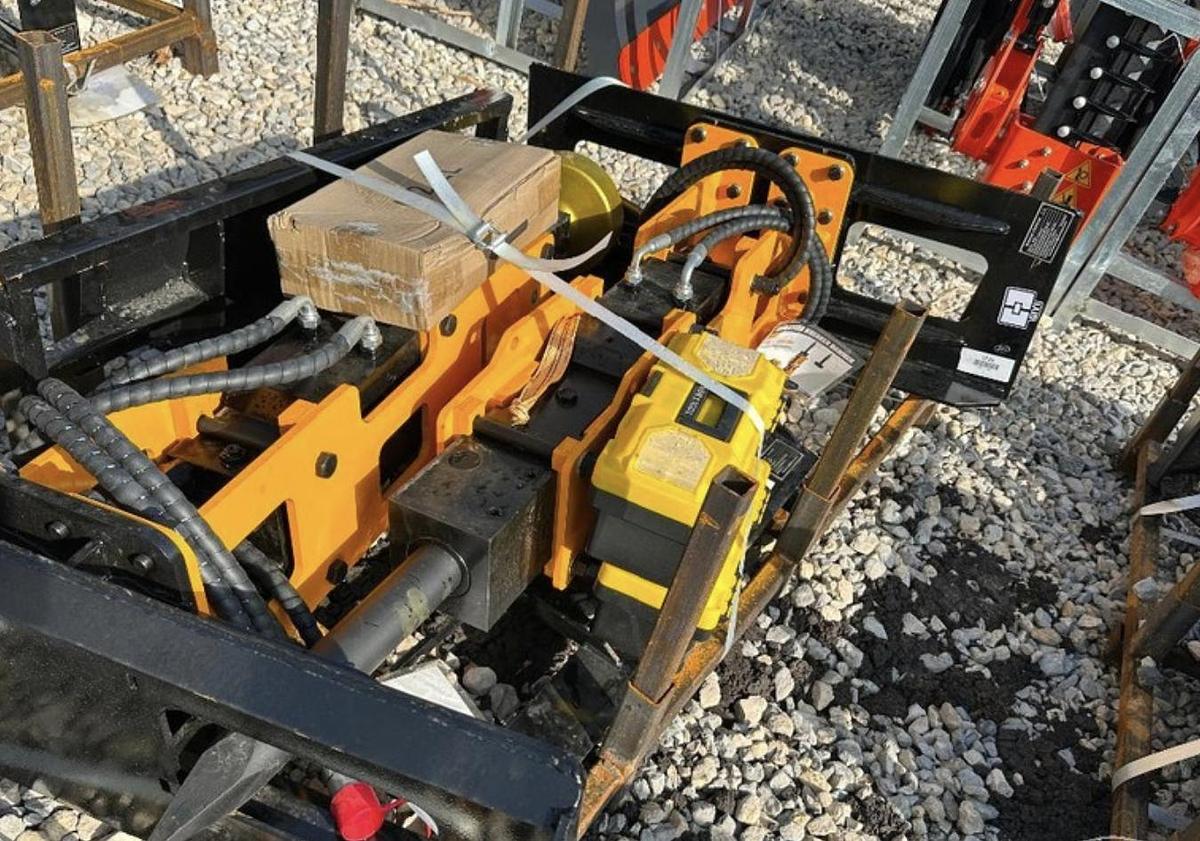 Used 2026 GIYI GY-P680 Breaker Skid Steer Attachment (UNUSED)