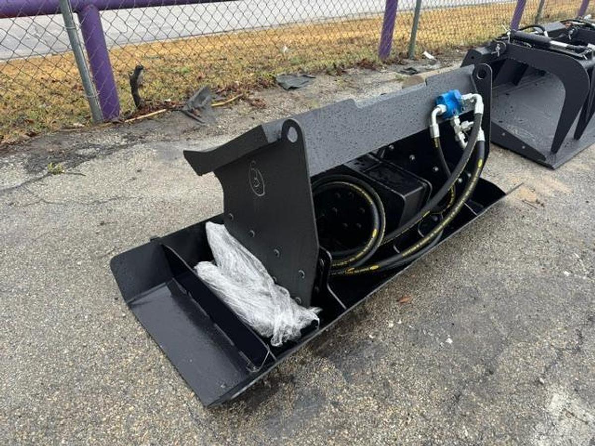 Used 2025 PABREAK Skid Steer Plate Compactor
