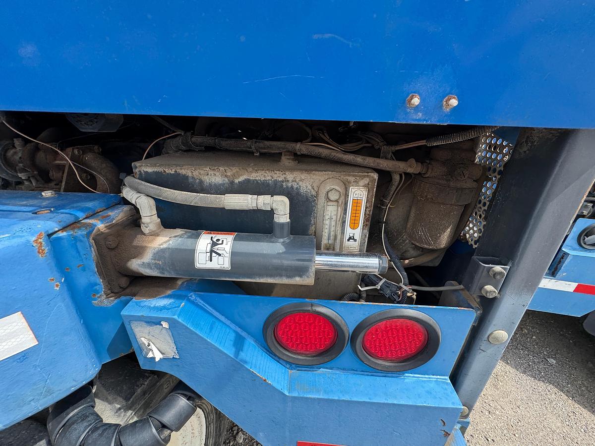 Used 2009 Princeton 8,000lb Piggyback