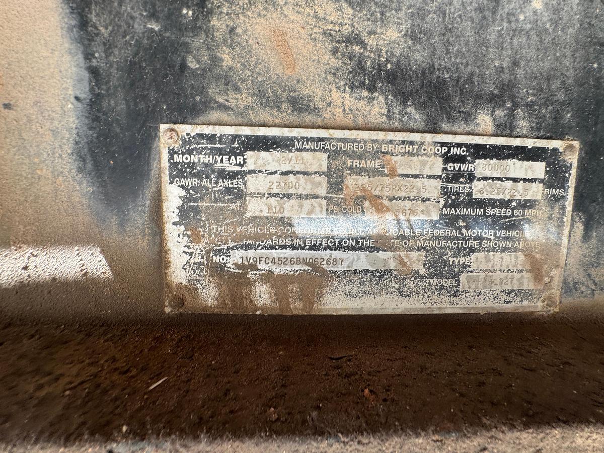 Used 2011 Bright Piggyback Flatbed Trailer