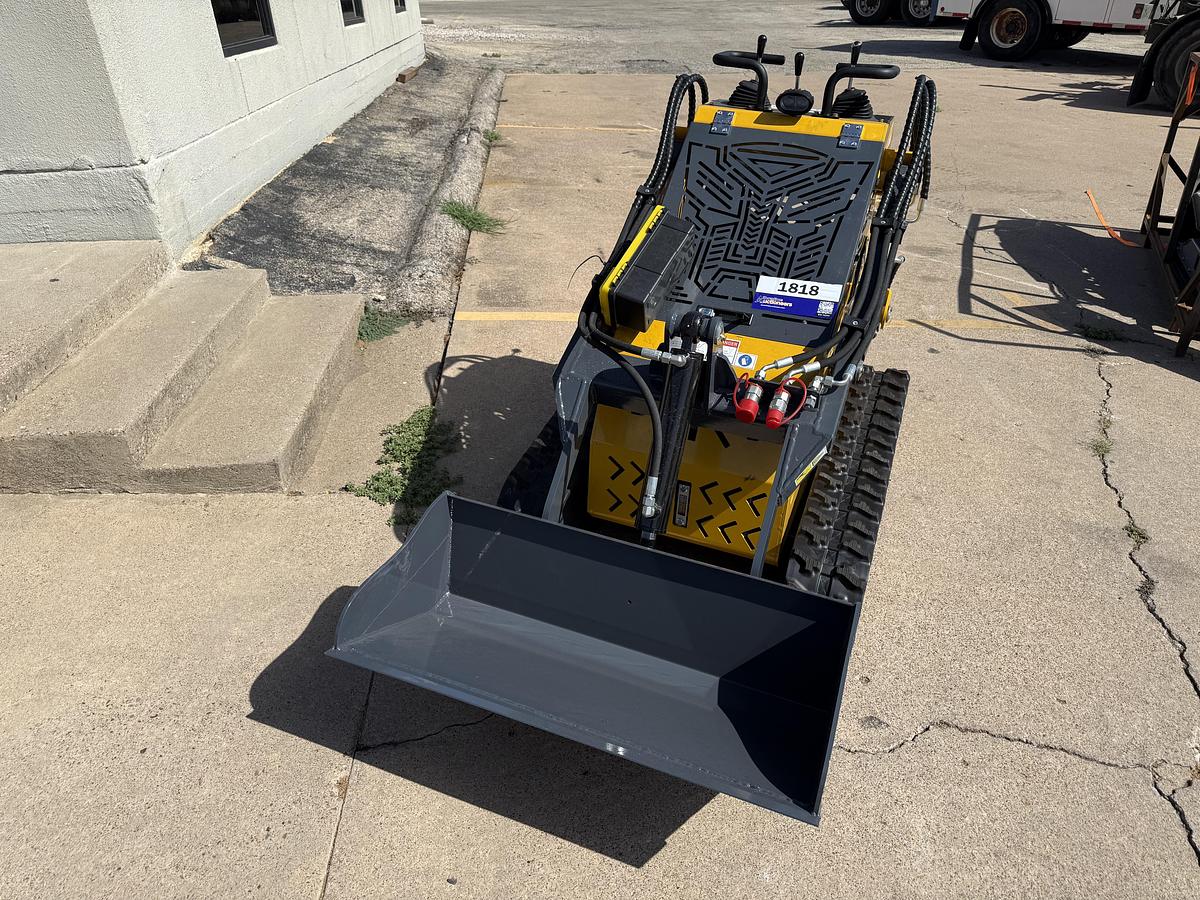 Used 2026 Sdlanch SSL60 Skid Steer - BRAND NEW!