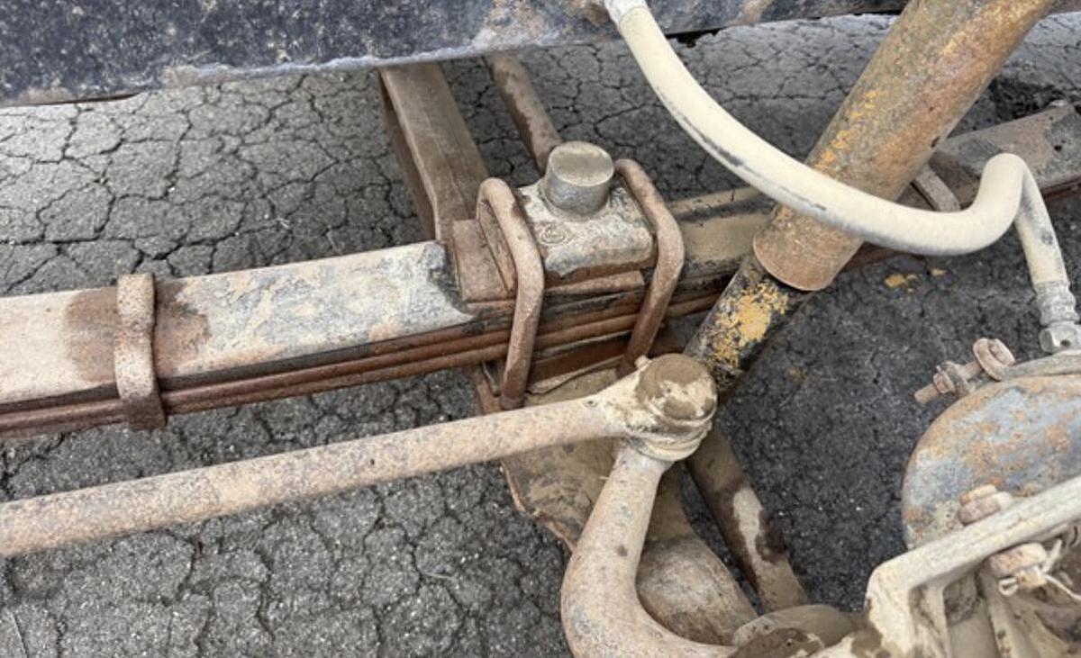 Used 1999 Mack CH613 60K Mech Winch Truck