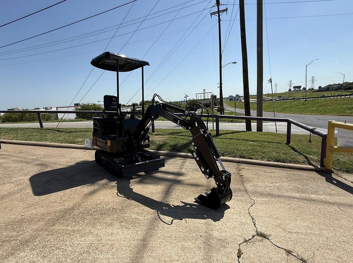 Used 2025 Dig Master DM105 Excavator