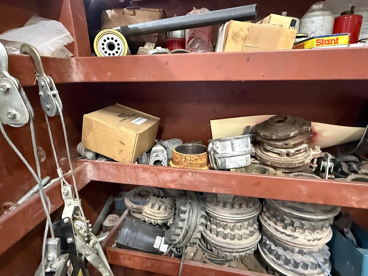 Used Loaded Tool Boxes
