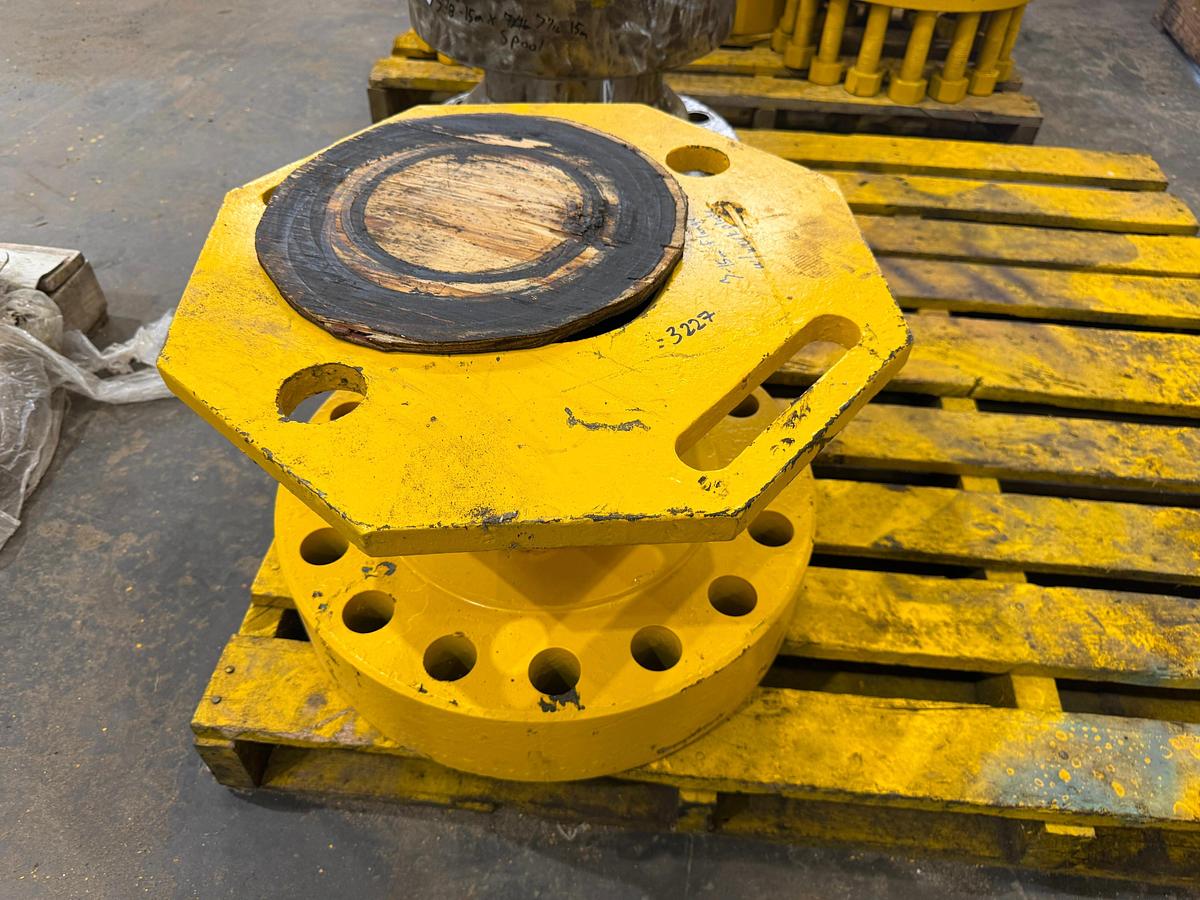 Used 7''-15m Flange with Workplate