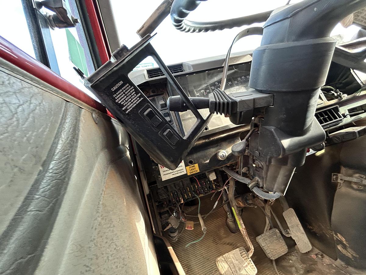 Used 2012 International Wireline Truck