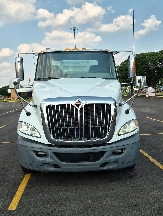 Used 2015 International Truck