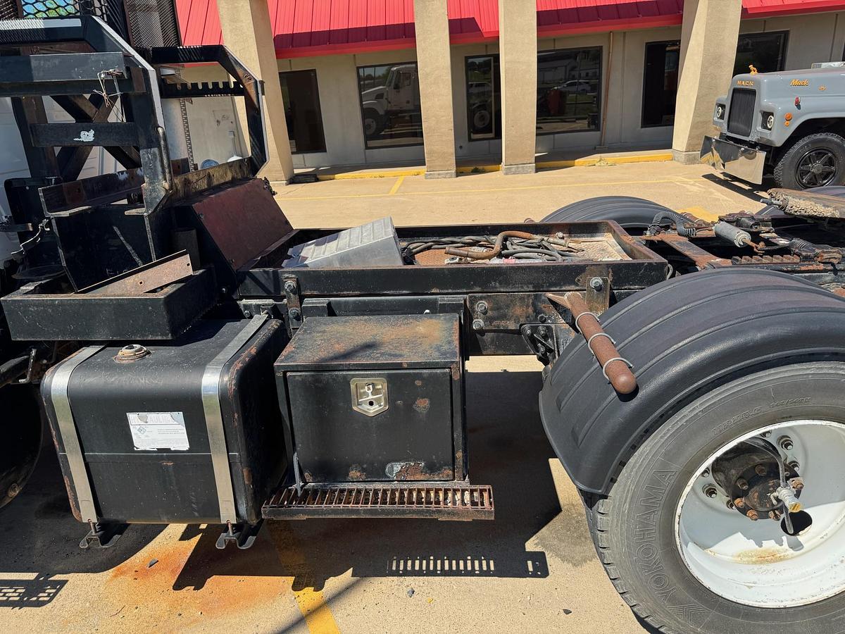 Used 2005 Mack Haul Truck CV713