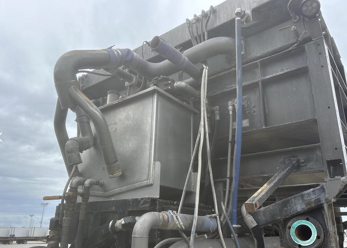 Used 2012 Loadcraft Industries LCI-25T-C Frac Pump