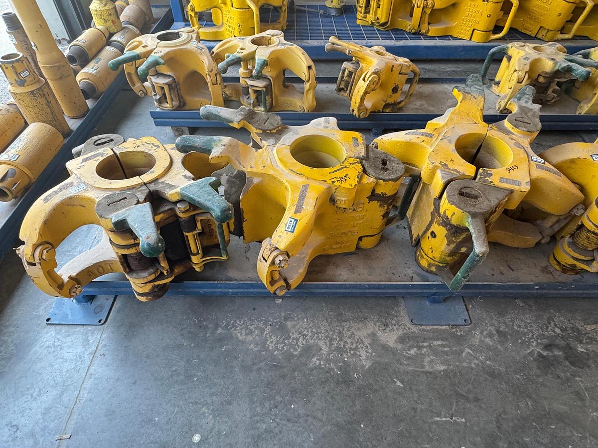 Used (3) APT MGG 4'' 250-Ton BN DP Elevators