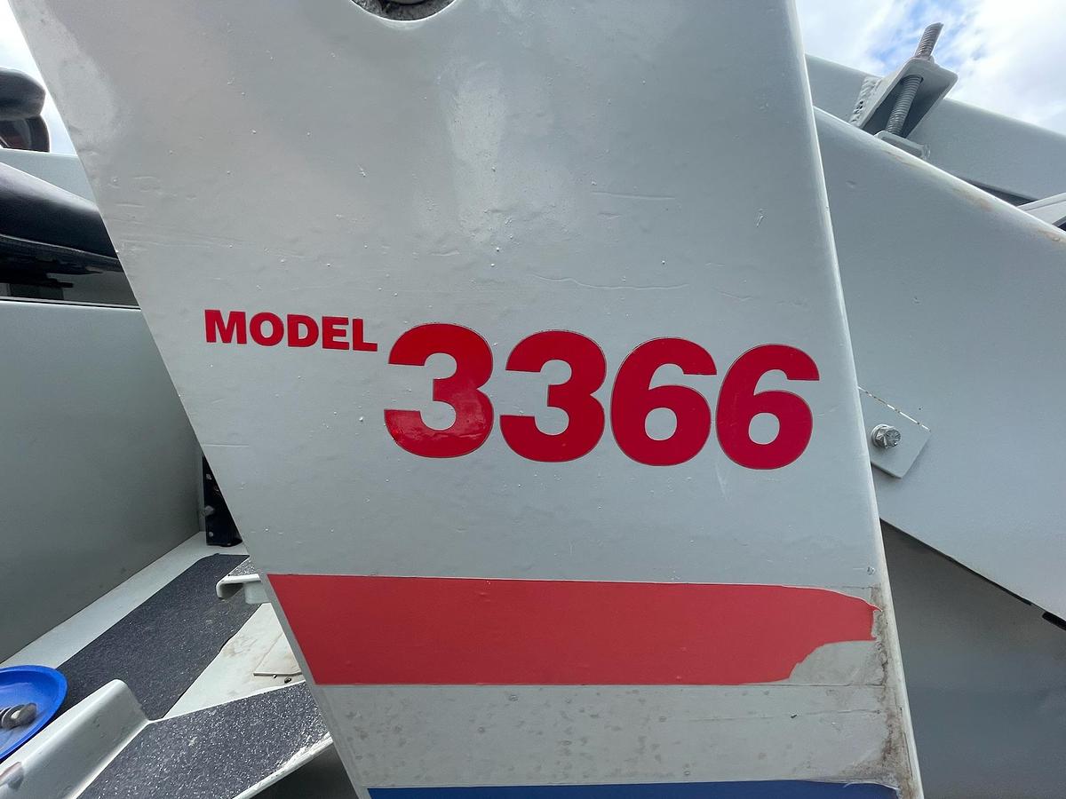 Used Clarke American-Lincoln 3366 Industrial Sweeper