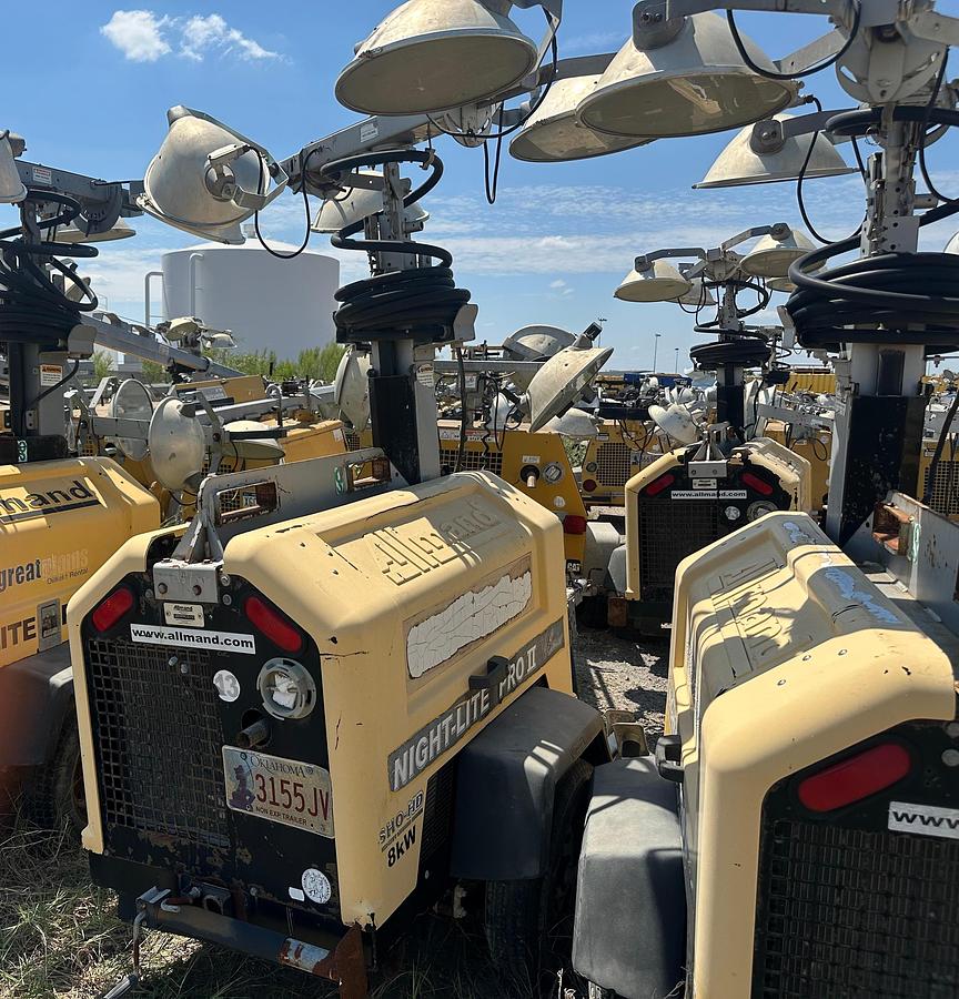 Used Allmand Night-Lite 2 8KW Light Plant with CAT Engine