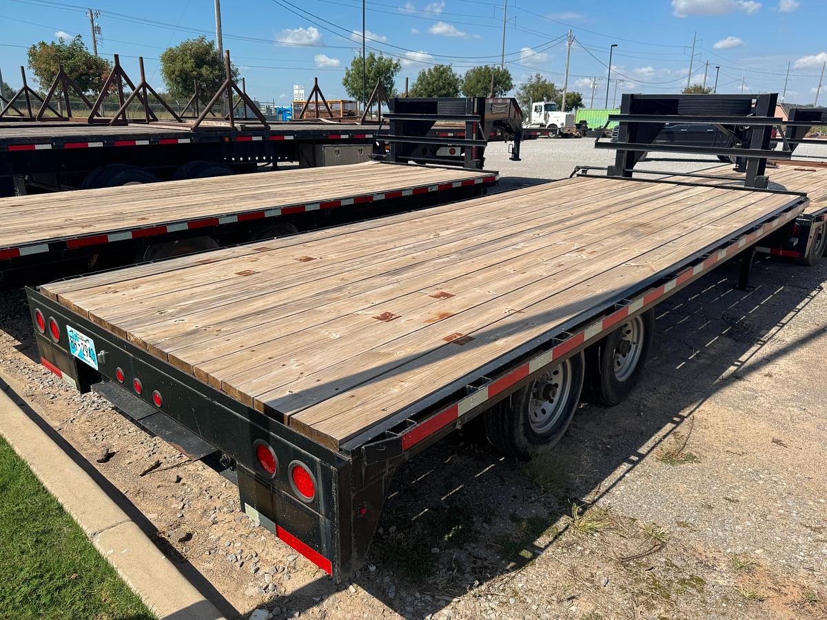 Used 2018 Texas Pride 20 Gooseneck Flatbed Trailer 14,000 lb GVWR