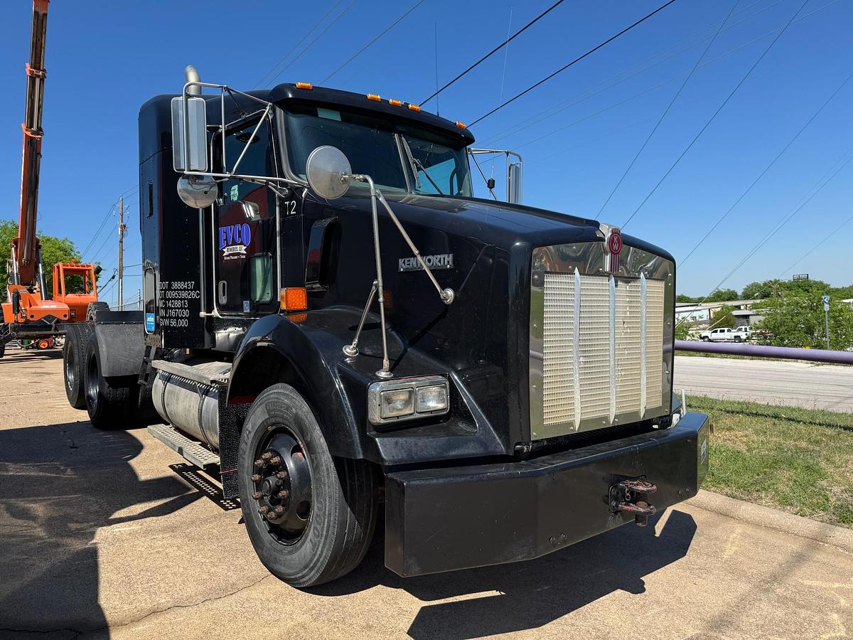 Used 2007 Kenworth T800 6x4 Sleeper Truck Tractor