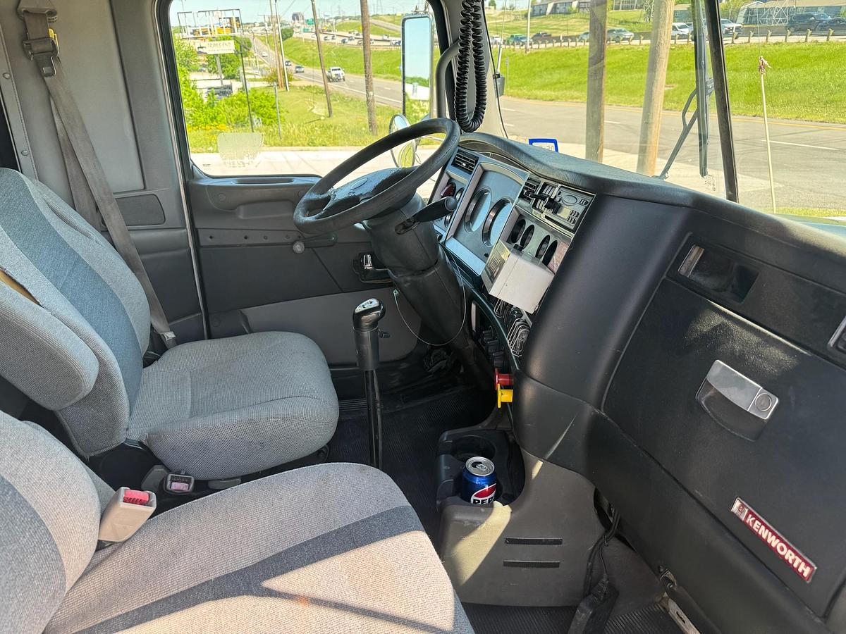 Used 2007 Kenworth T800 6x4 Sleeper Truck Tractor