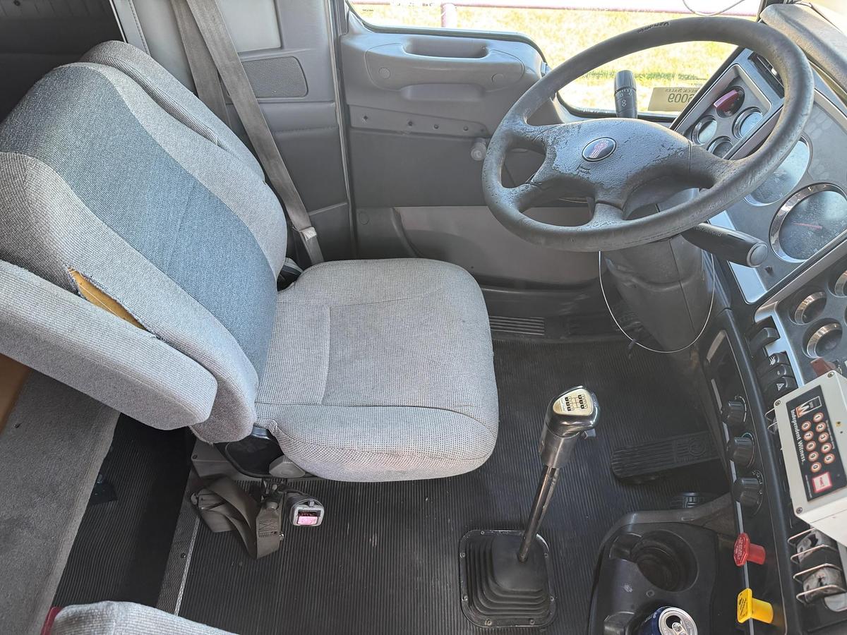 Used 2007 Kenworth T800 6x4 Sleeper Truck Tractor