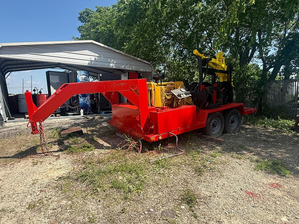 Used Bowen 2.5 85-Ton Power Swivel P/B Caterpillar MTD on Gooseneck Trailer