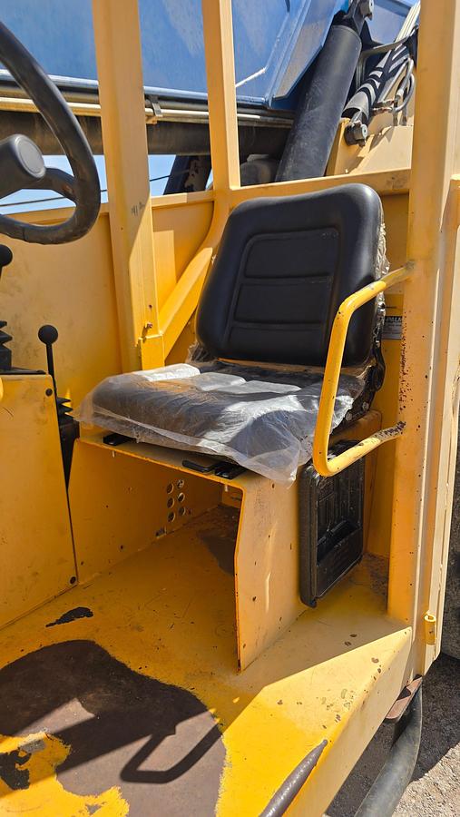 Used 2011 Skytrak 10042