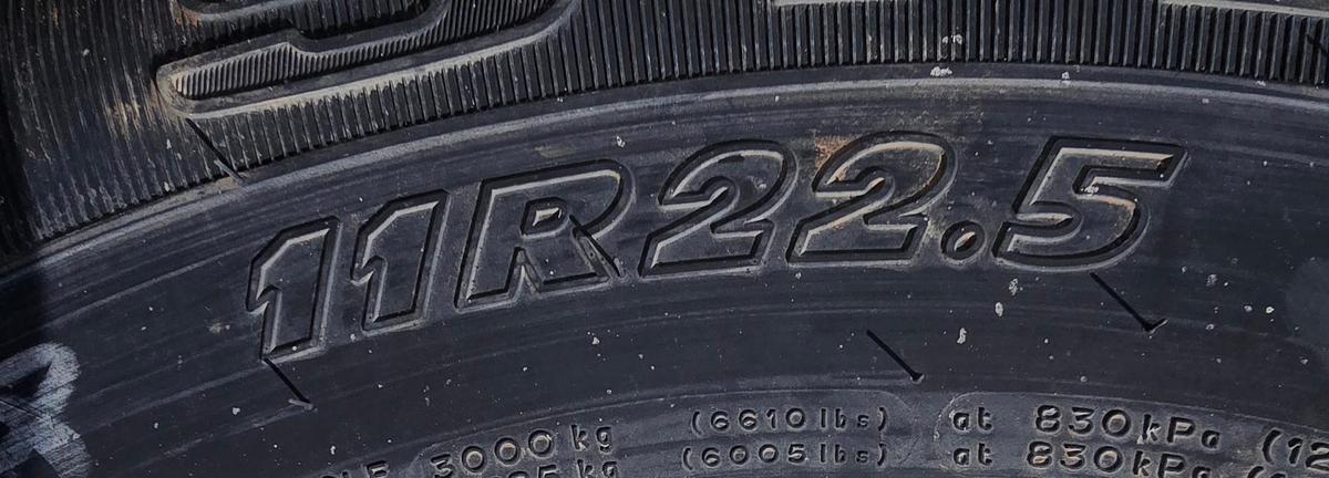 Used 20k Tandem Axle Assembly with 11R22.5 Tires