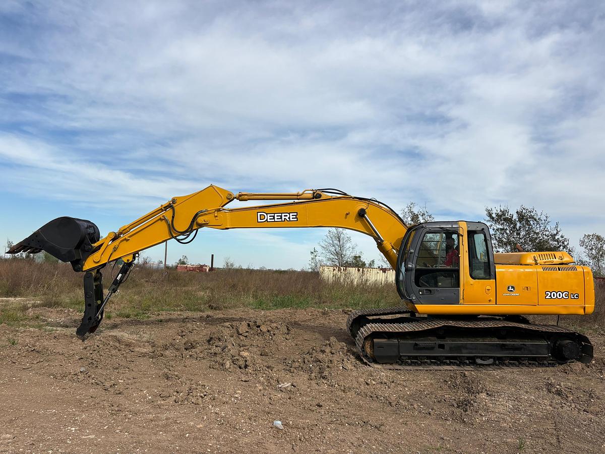 Used 2005 John Deere 200LC Excavator