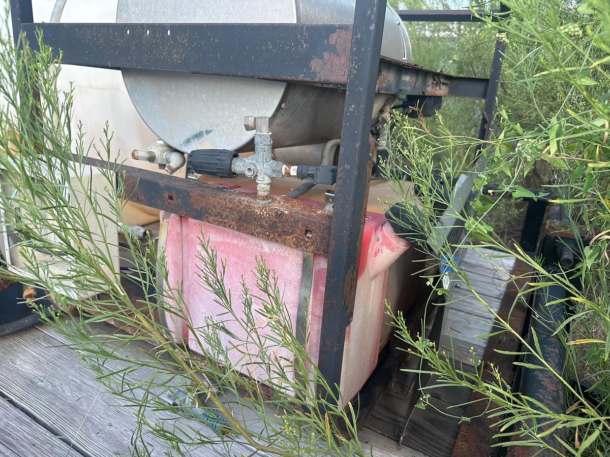 Used 16' Pressure Trailer