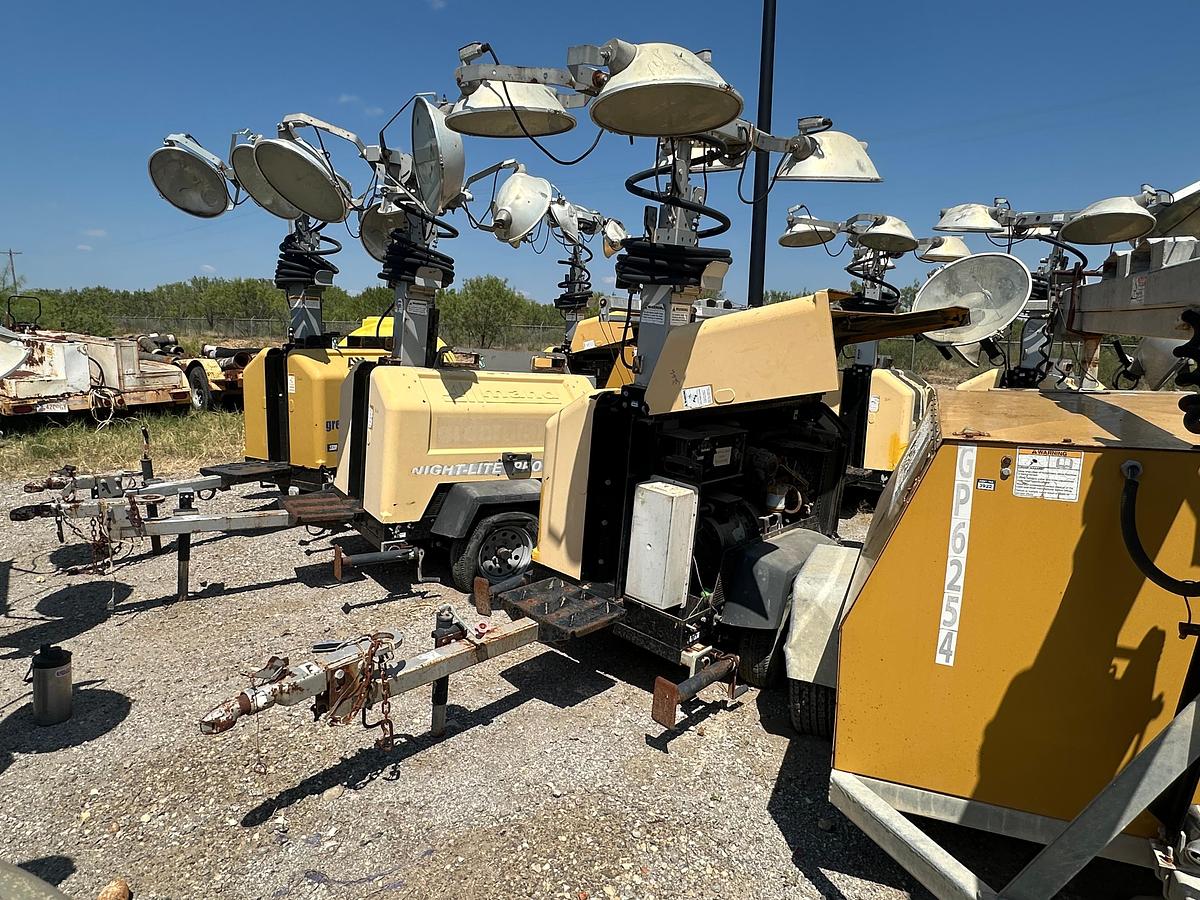 Used Allmand Night-Lite 2 8KW Light Plant with CAT Engine