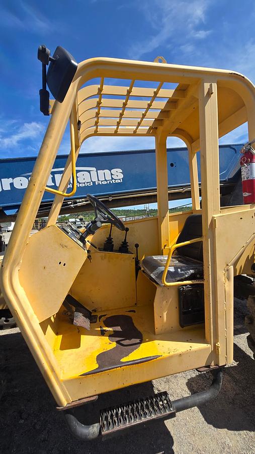 Used 2011 Skytrak 10042