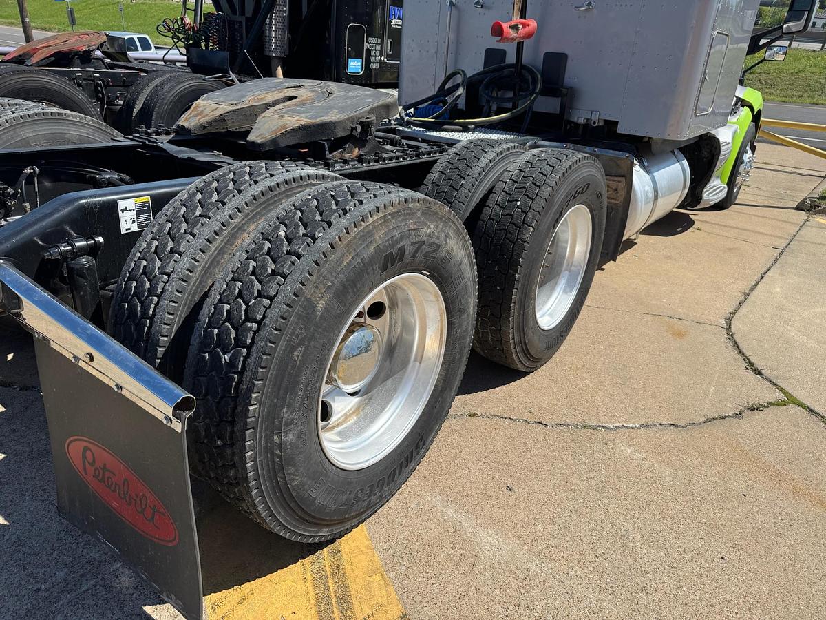 Used 2015 Peterbilt 579 6x4 Sleeper Truck Tractor