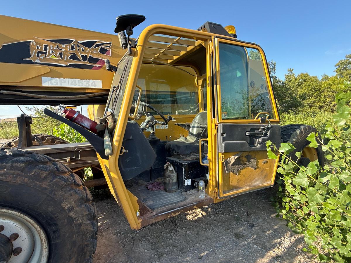 Used 2009 CAT TL1255 telehandler Mac Lifting Weight 12,000lbs
