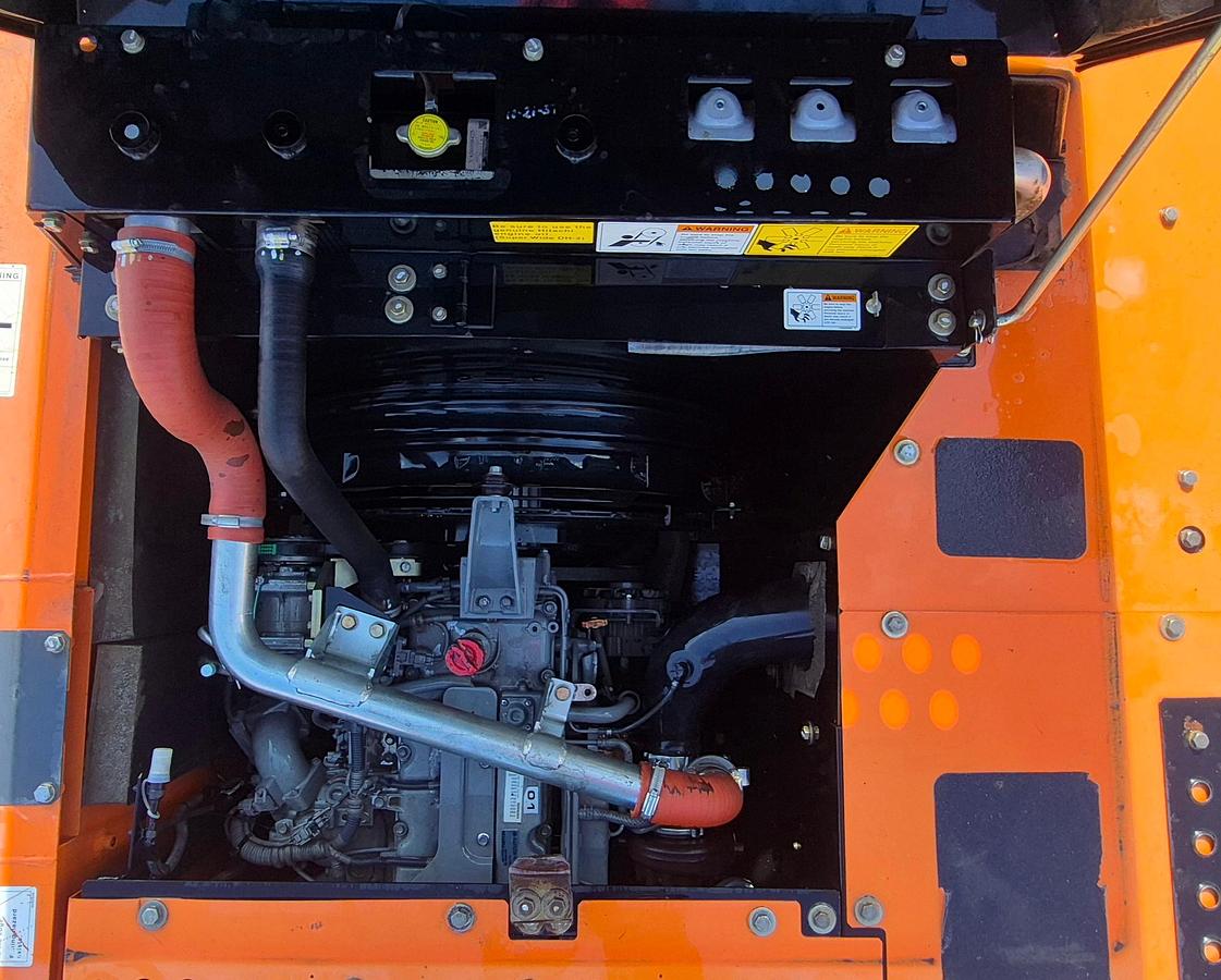 Used 2015 HitachiZaxis 160LC