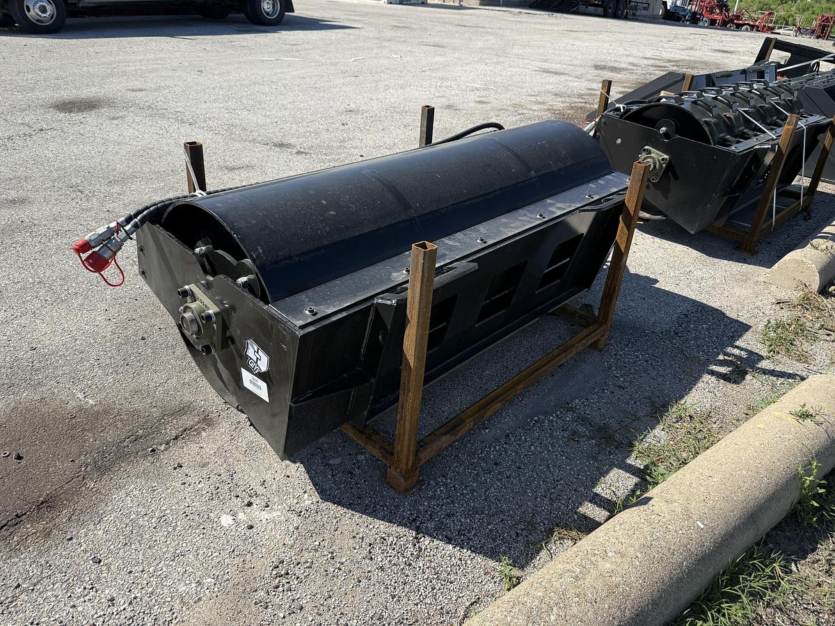 Used 2026 GIYI GY-VR59 Vibratory Roller Skid Steer Attachment (UNUSED)