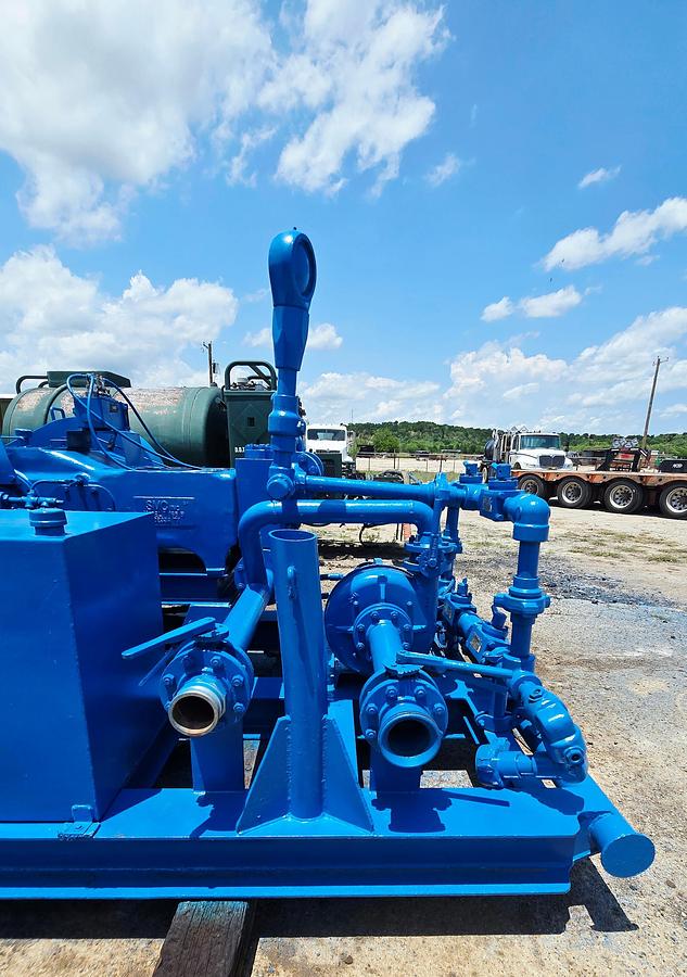 Used SMC T165 Triplex Pump Powered by Cummins 6.7