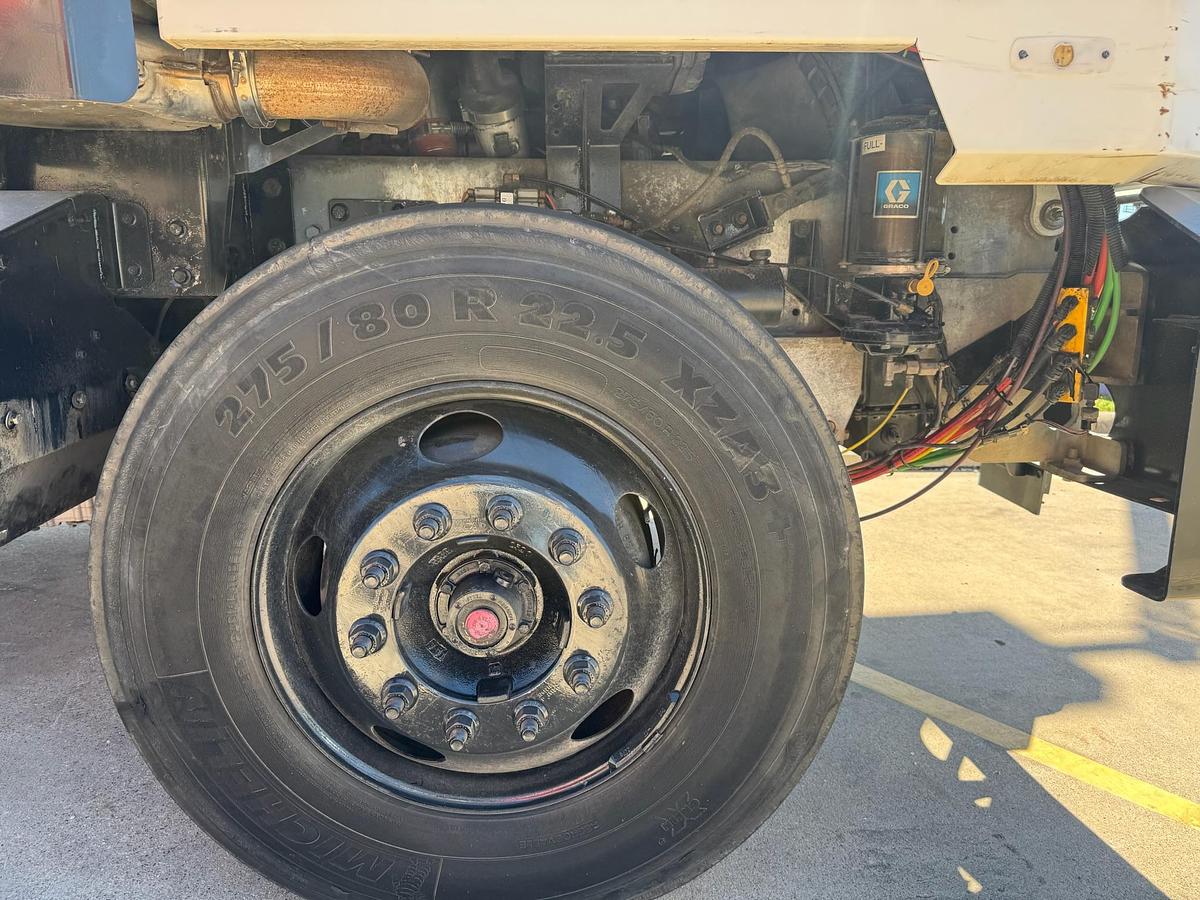 Used 2019 Autocar 4x2 Spotter Truck