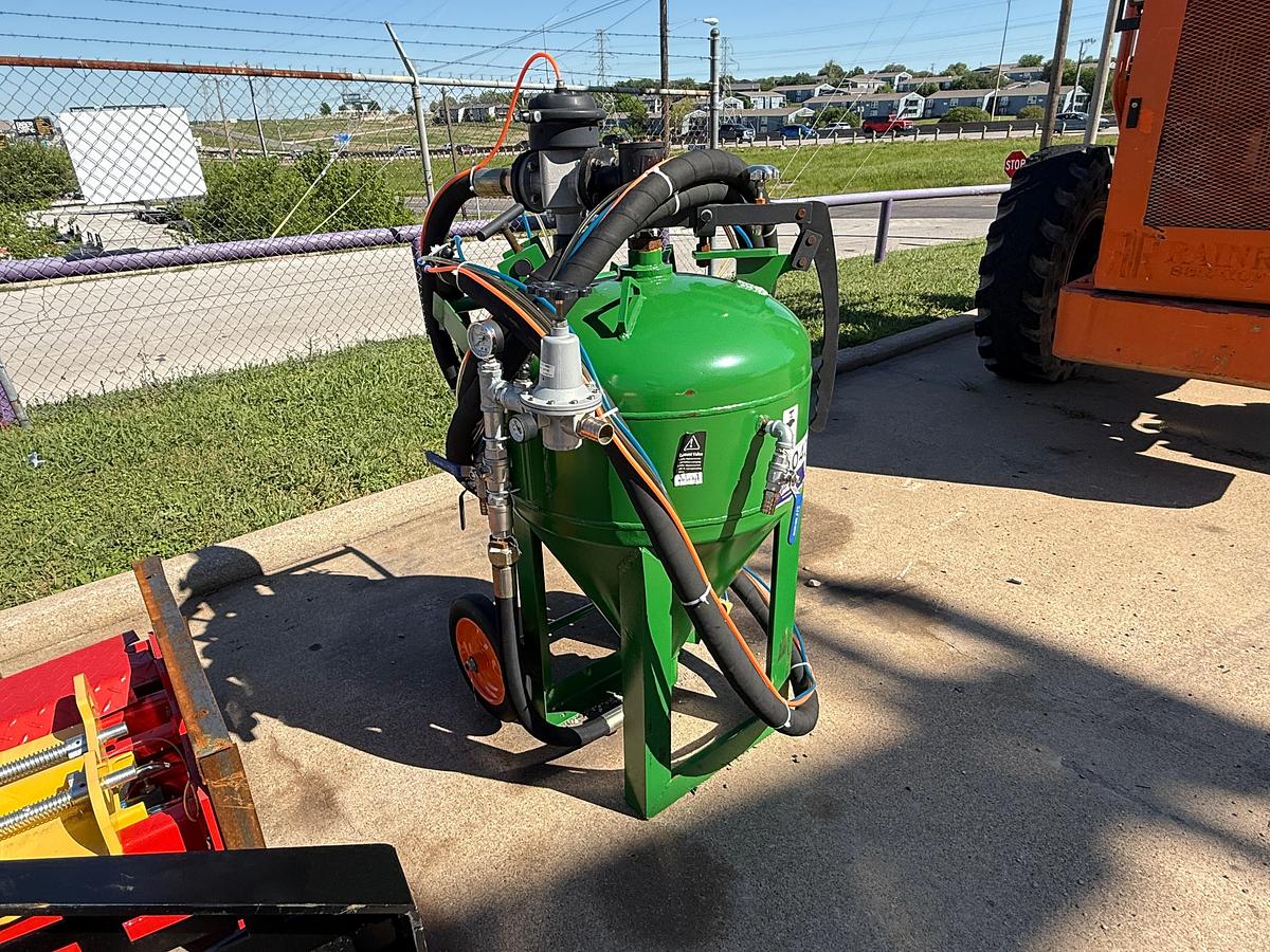 Used 2025 PABREAK Sand Blaster