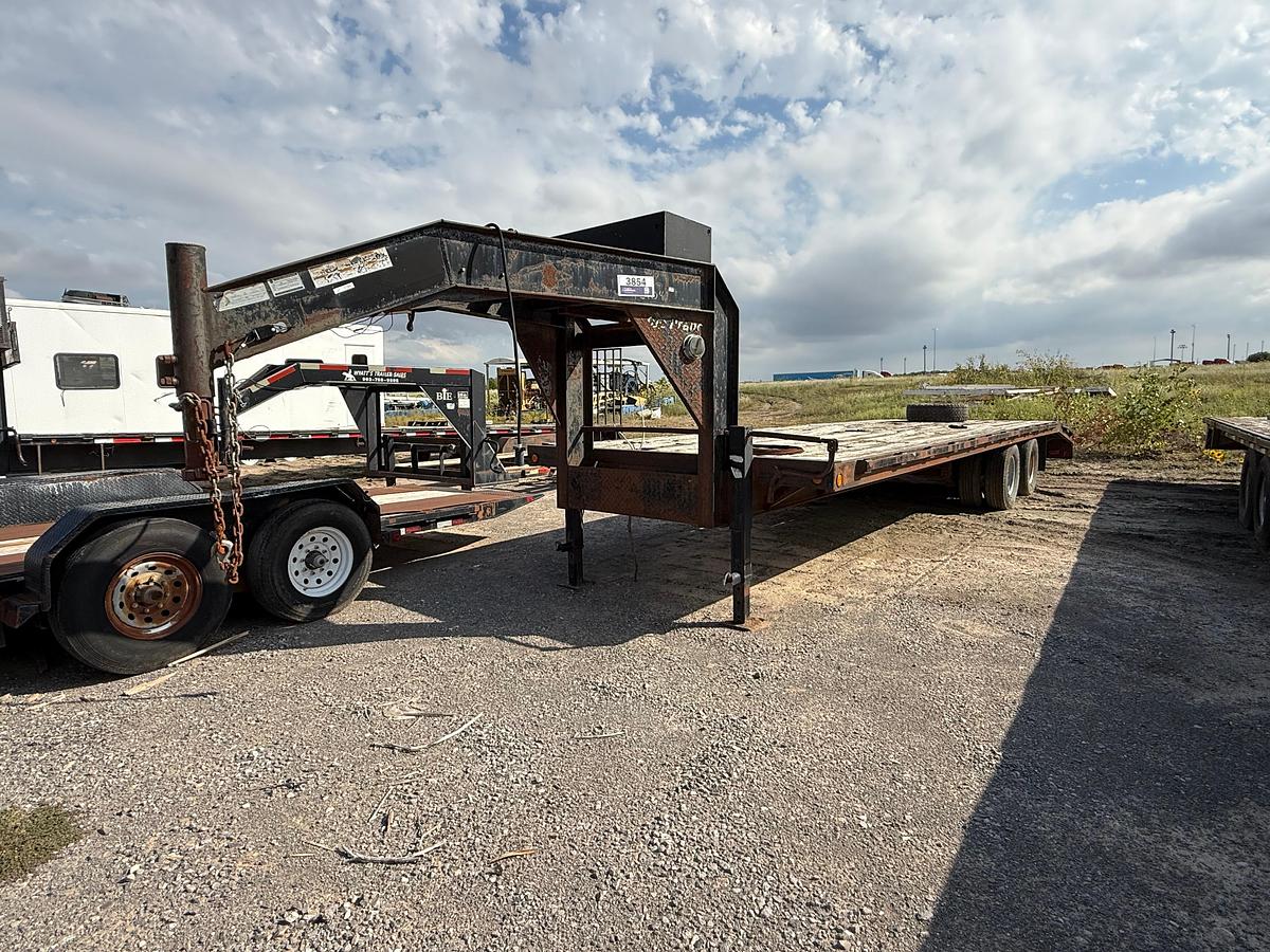 Used 32FT Dovetail Gooseneck Trailer