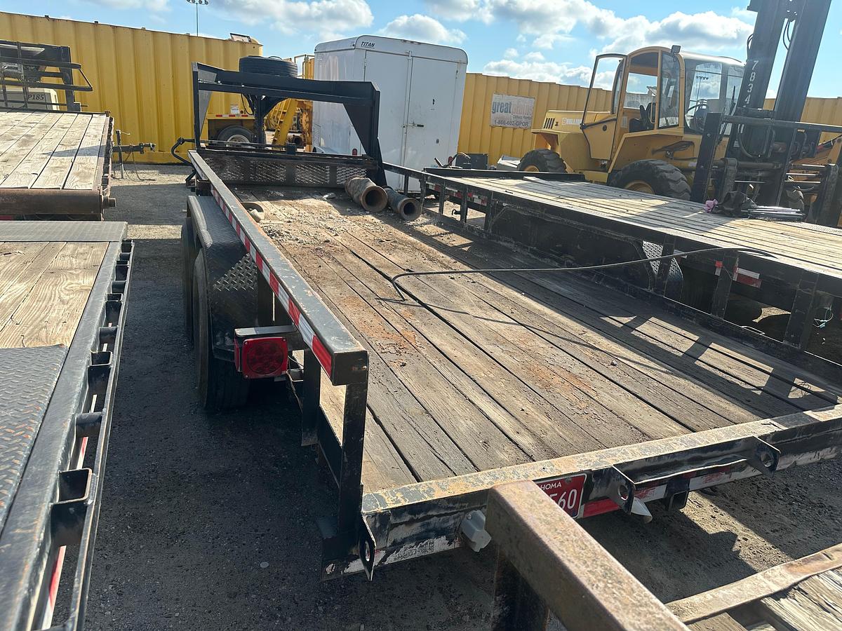 Used 20 Top Hat Industries GooseneckTrailer