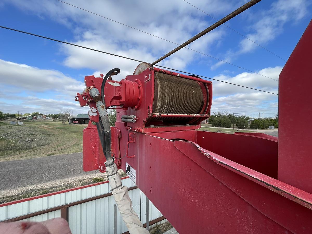 Used 2013 Peterbilt 367 Boom Truck Crane