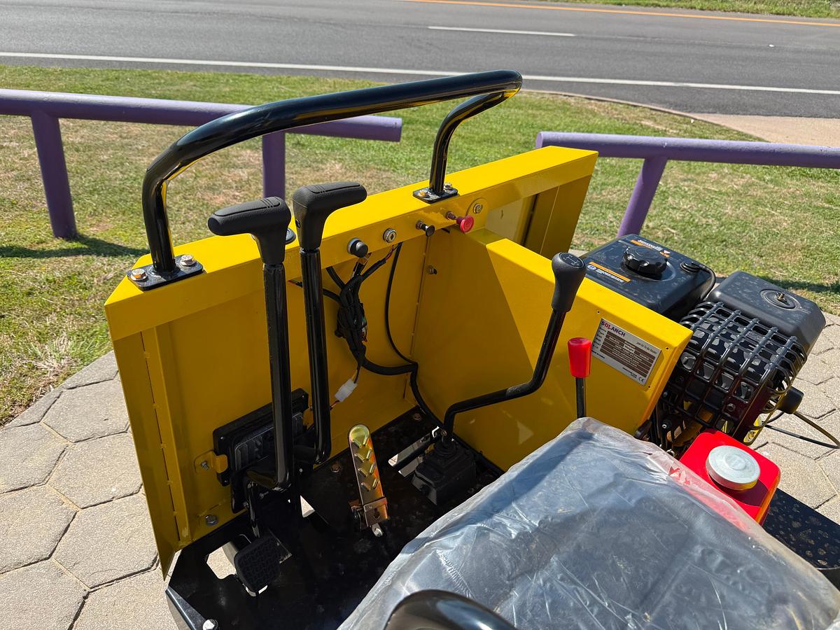 Used 2026 Sdlanch SDLD25 Crawler Dumper - BRAND NEW!