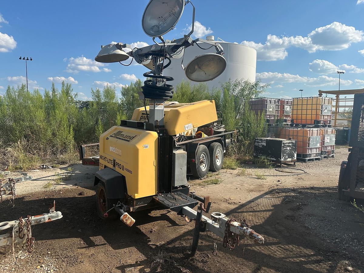 Used Allmand Night-Lite Pro 2 7.5KW Light Plant with Kubota Engine