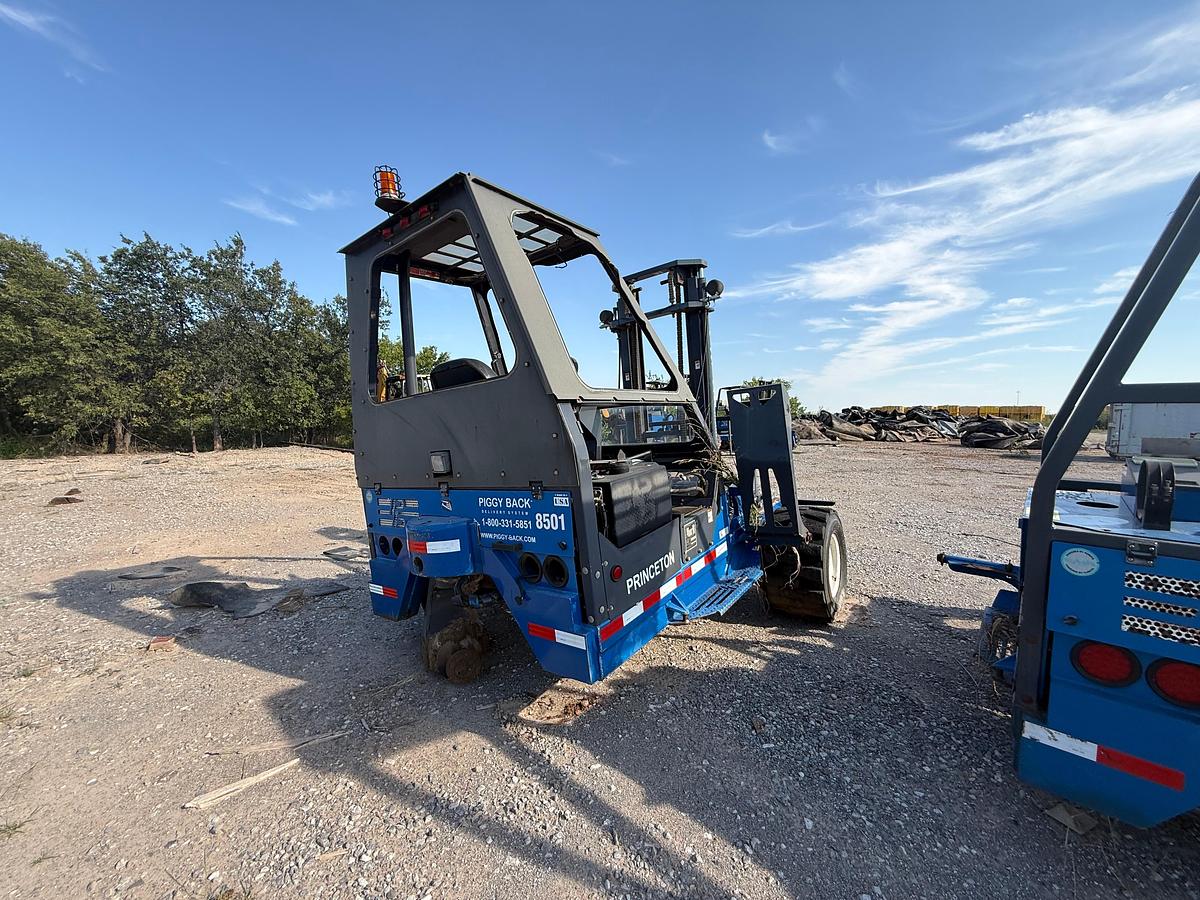 Used 2011 Princeton Delivery Systems Piggy Backs