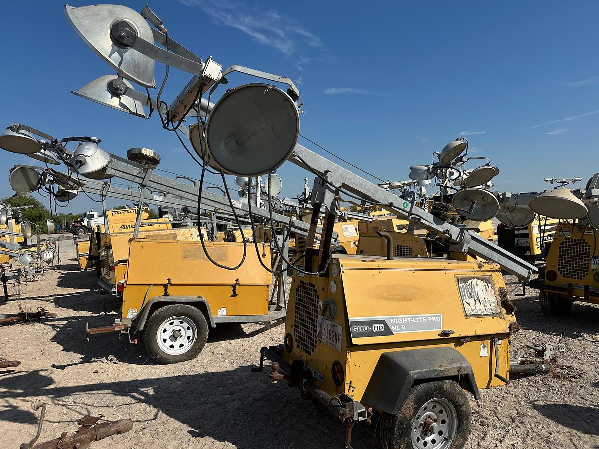 Used Allmand NightproNL8 8KW Light Plant with CAT Engine
