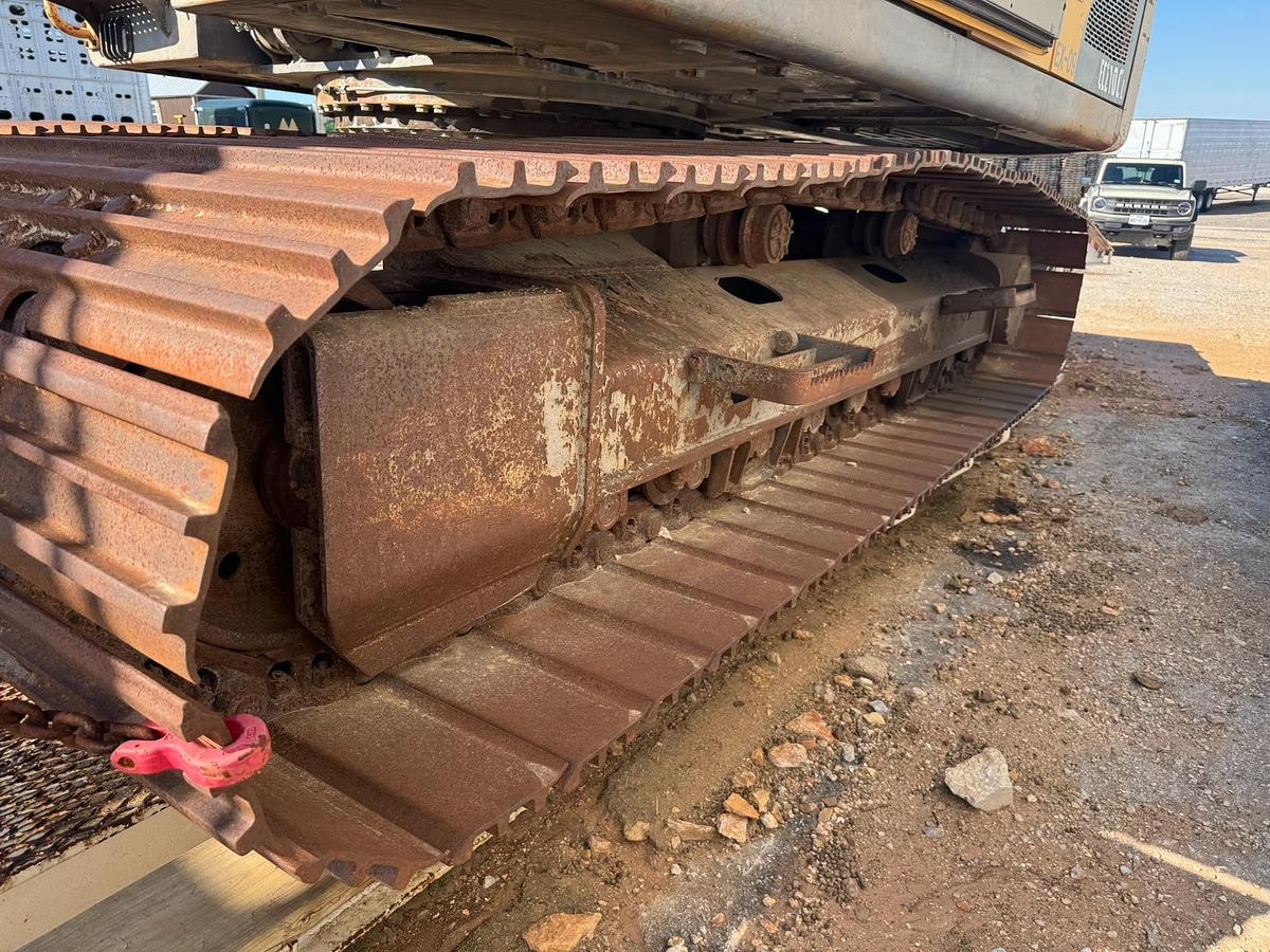 Used VOLVO Excavator