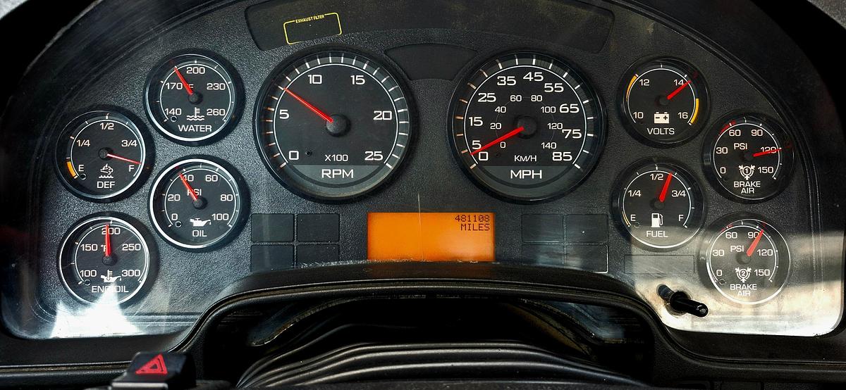 Used 2015 International Truck