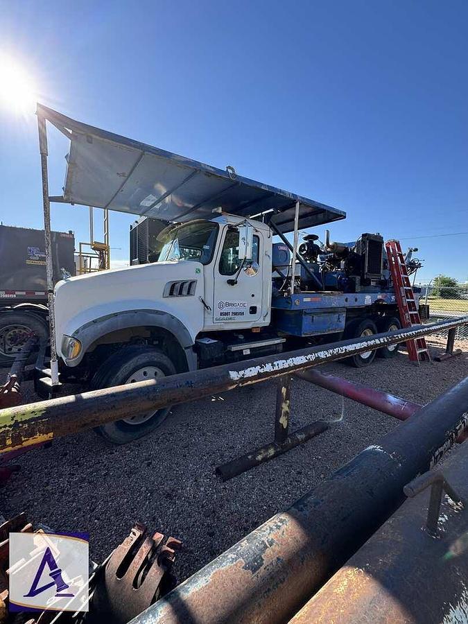 Used 2008 Mack GU713 Swab Rig Truck - MP7 Motor - Walker Neer!