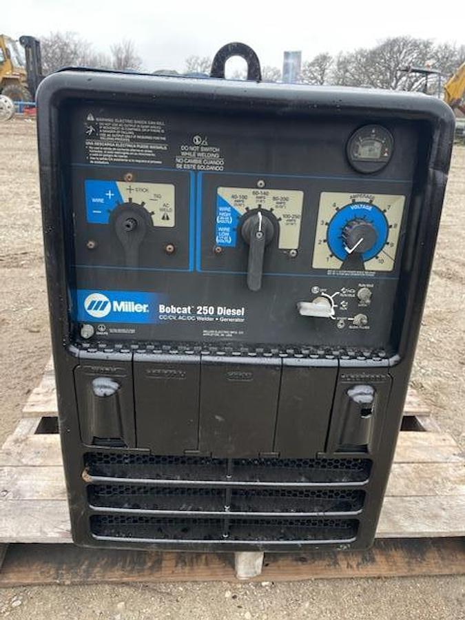 Used Miller Bobcat 250 Diesel Welder Generator Kubota Diesel