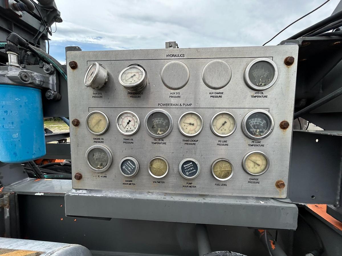 Used 2012 Loadcraft Industries LCI-25T-C Frac Pump