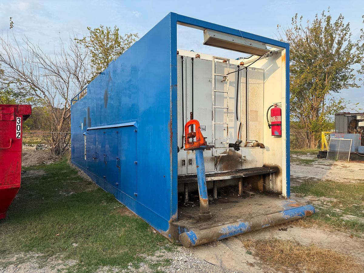 Used DS 320 4-Station Closing Unit