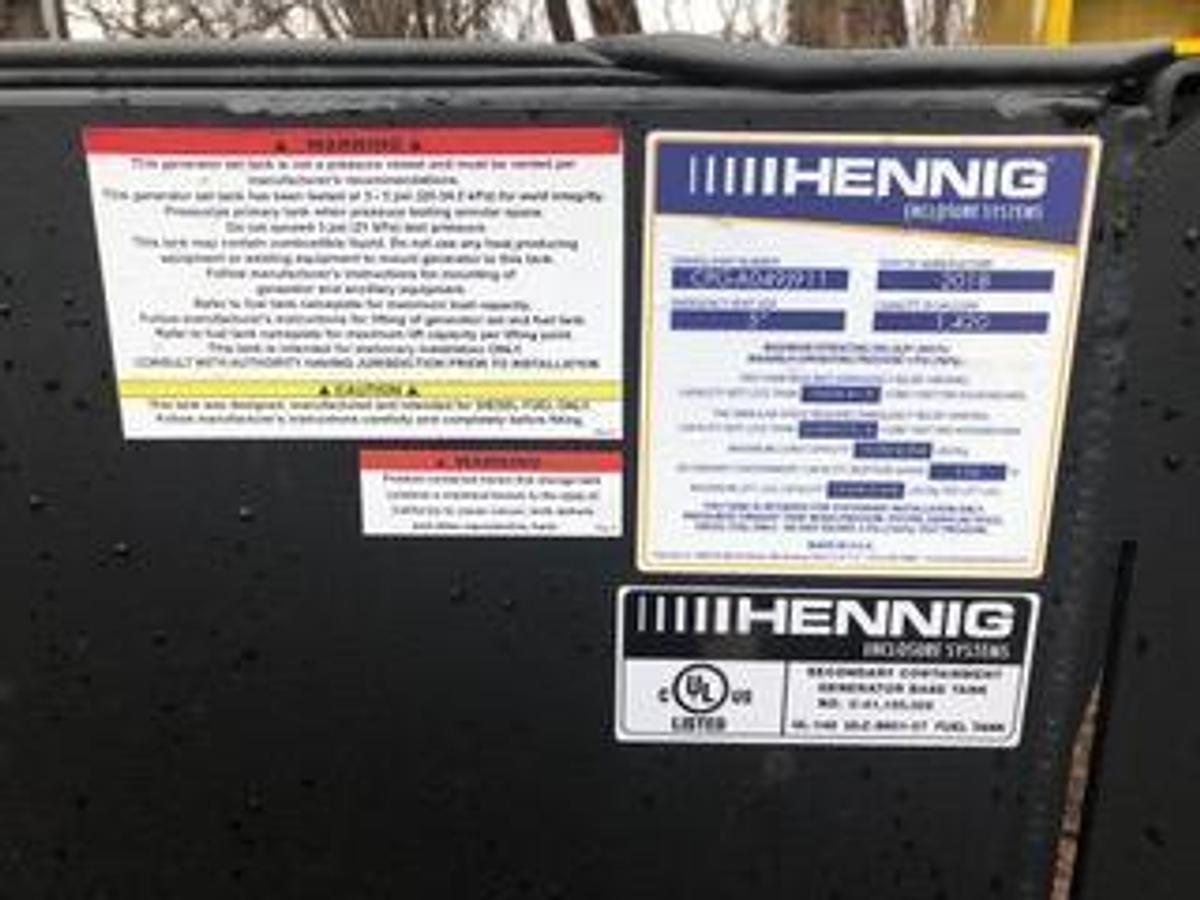 Used 2018 HennigFuel Tank - 1420 Gallons (Never Seen Fuel)